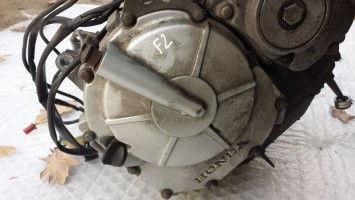 крышка двигателя сцепления правая Honda CBR 600 F2 1992