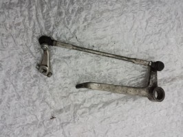 кронштейн подножка правый перед в сборе Honda CBR 954 2002 2003