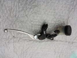 машинка насосик тормоза перед Honda CBR 954 2002 2003