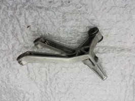 подножка пассажира задняя правая Honda CBR 954 2002 2003