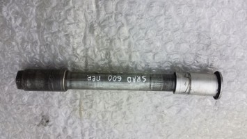 оська переднего колеса Suzuki GSX-R 600 SRAD 2000