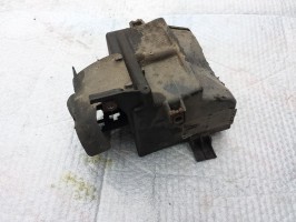 пластик ящик подставка аккумулятора Honda CBR 600 F2 1993