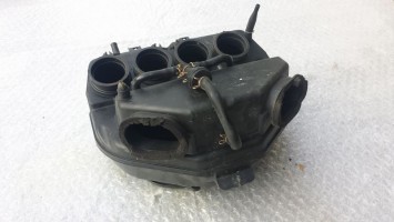 корпус воздушного фильтра Suzuki GSX-R 600 SRAD 2000