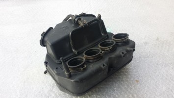 корпус воздушного фильтра Suzuki GSX-R 600 SRAD 2000