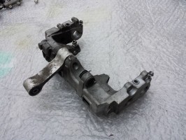 кронштейн заднего маятника амортизатора Honda CBR 954 2002 2003