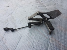 подножка водителя передняя левая в сборе Honda CBR 600 F2 1993