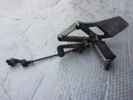 подножка водителя передняя левая в сборе Honda CBR 600 F2 1993