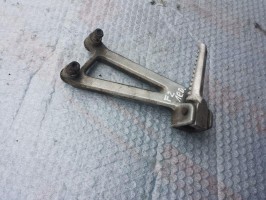 подножка пассажира задняя левая Honda CBR 600 F2 1993