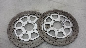 диск тормозной передний Suzuki GSX-R 600 SRAD 1997
