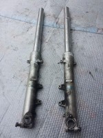 перья вилки правое и левое аммортизаторы Honda CBR 600 F2 1993