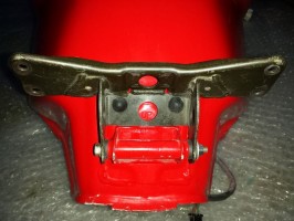 кронштейн крепление бензобака Honda CBR 954 2002 2003
