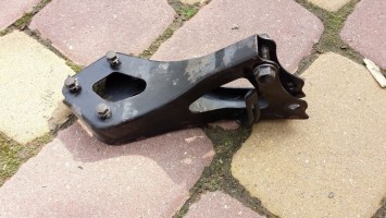 паук нижний в морду Honda CBR 600 F4i 2001-2006
