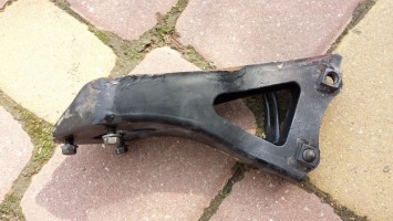 паук нижний в морду Honda CBR 600 F4i 2001-2006