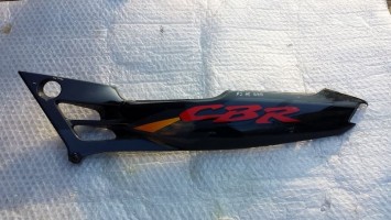 пластик задний боковой левый Honda CBR 600 F3 1995