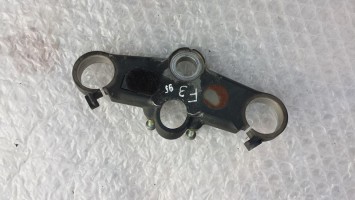 траверса верхняя полка б\у запчасти Honda CBR 600 F3 1995