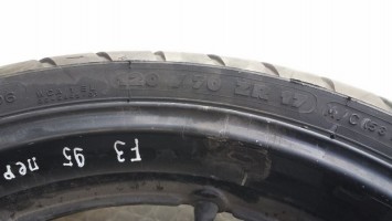 Диск переднее колесо и резина покрышка Honda CBR 600 F3 1995