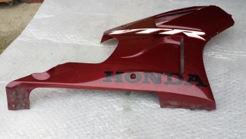 пластик боковой правый Honda VTR 1000 SP1 SP2 2000-2006