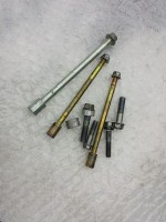 болты шпильки крепления двигателя Honda CBR 954 2002 2003