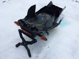 пластик нижний хвоста облицовка Honda CBR 954 2002