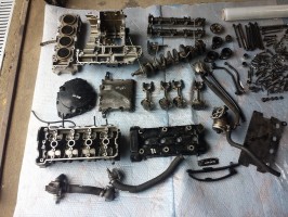 запчасти двигателя Suzuki GSX-R 600 SRAD 2000