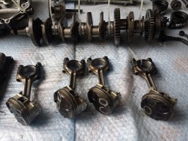 запчасти двигателя Suzuki GSX-R 600 SRAD 2000