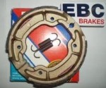 Тормозные колодки в барабанный тормоз EBC (2 шт.) Y527, Yamaha, производитель EBC (Англия)